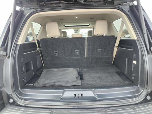 Used 2023 Ford Expedition Max Limited image 30