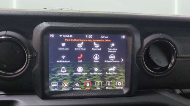 Used 2022 Jeep Wrangler Unlimited Sahara AWD/4WD image 11