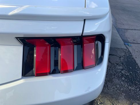 Used 2024 Ford Mustang GT RWD image 28