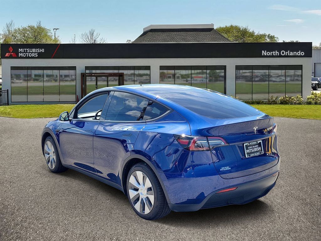 Used 2021 Tesla Model Y 2WD image 2