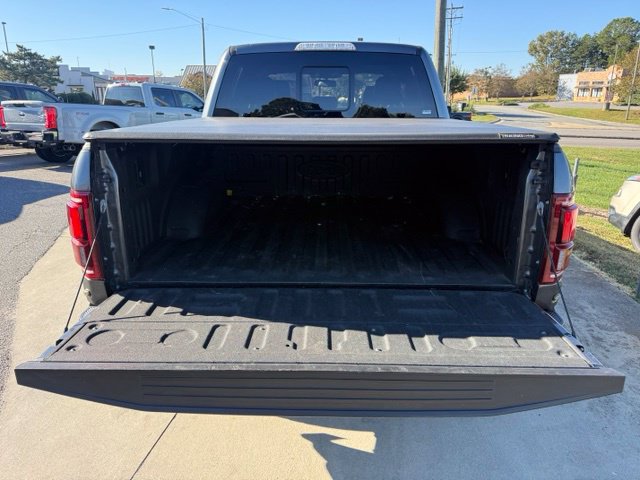 Used 2019 Ford F150 Raptor w/ Equipment Group 802A Luxury AWD/4WD image 11