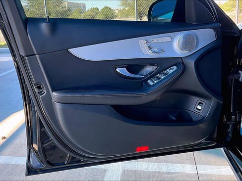 Used 2021 Mercedes-Benz C 300 Sedan w/ Premium Package image 22