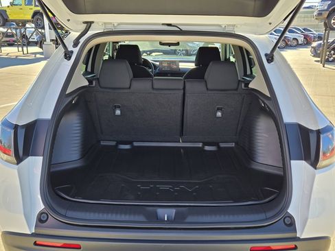 Certified 2026 Honda HR-V LX image 12