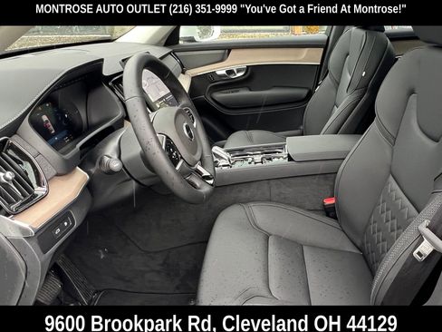 New 2026 Volvo XC90 T8 Plus w/ Protection Package Premier image 13