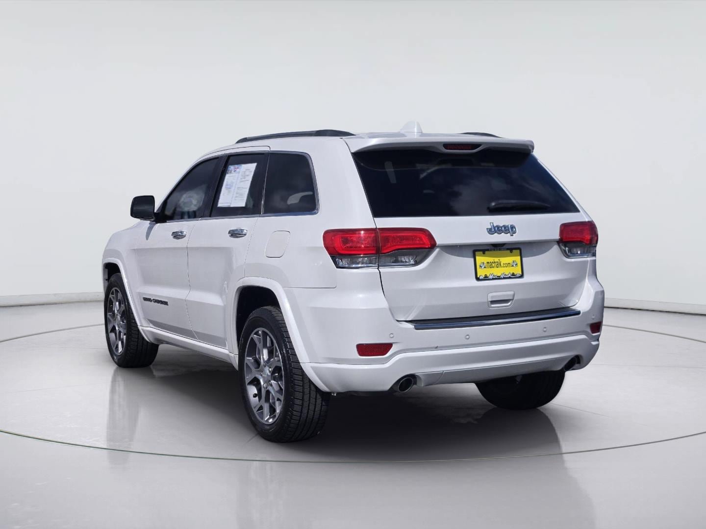 Used 2019 Jeep Grand Cherokee Overland RWD image 6