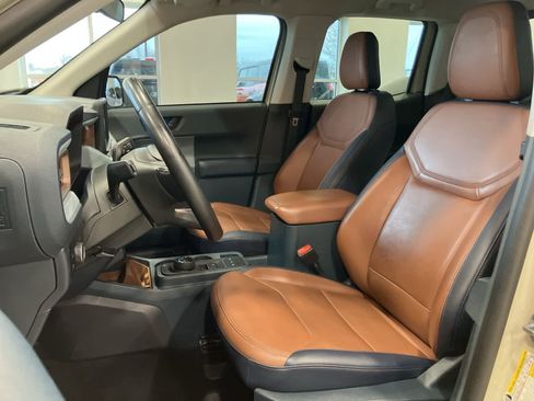 Used 2024 Ford Maverick Lariat image 11