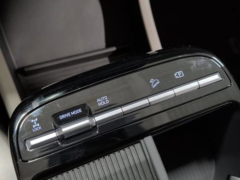 New 2026 Hyundai Tucson Blue SE w/ Tow & Go Package image 24