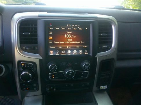 Used 2015 RAM 1500 Big Horn image 12