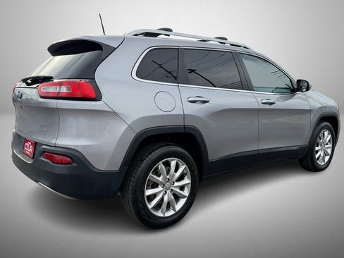 Used 2016 Jeep Cherokee Limited AWD/4WD image 3