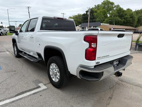 Used 2024 Chevrolet Silverado 2500 LT AWD/4WD image 5