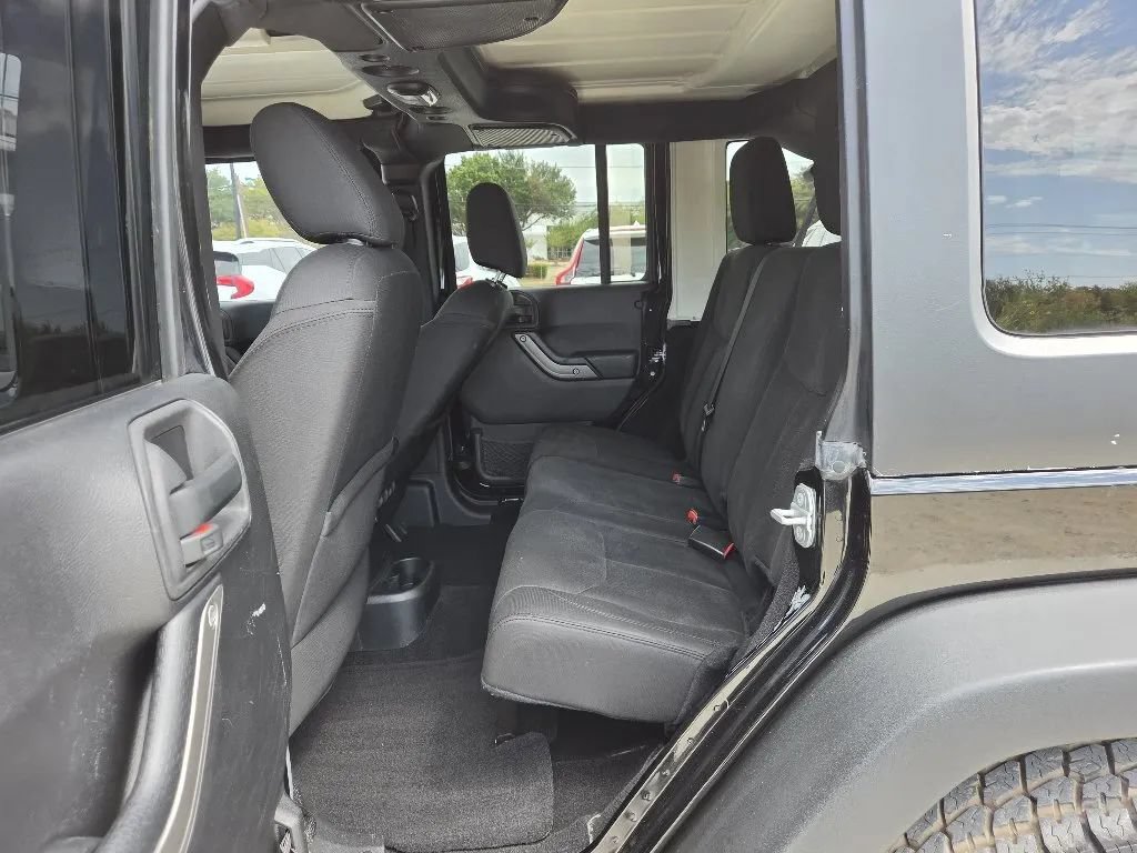 Used 2016 Jeep Wrangler Unlimited Sport w/ Quick Order Package 24S AWD/4WD image 15