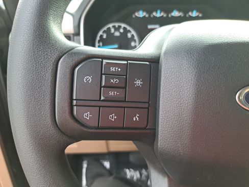 Used 2023 Ford F150 XLT AWD/4WD image 16