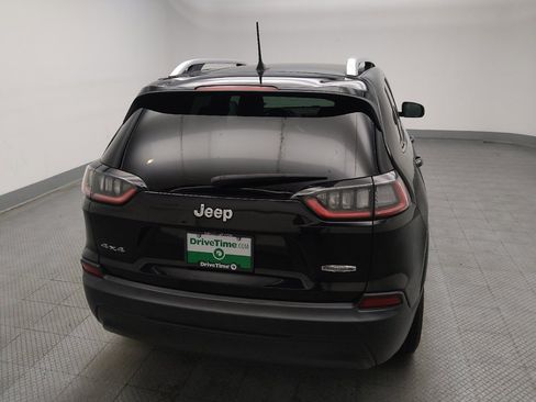 Used 2019 Jeep Cherokee Latitude Plus AWD/4WD image 7
