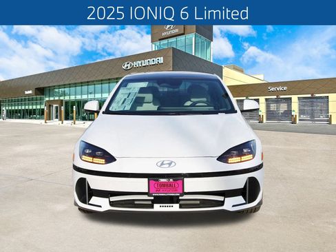New 2025 Hyundai Ioniq 6 Limited image 2