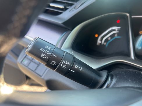 Used 2016 Honda Civic Touring image 19