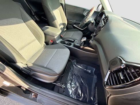 Used 2023 Kia Soul EX FWD image 14