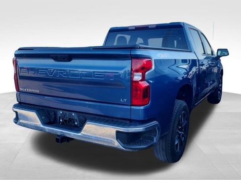Used 2024 Chevrolet Silverado 1500 LT AWD/4WD image 3