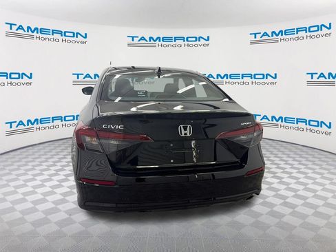 Used 2025 Honda Civic Sport image 4