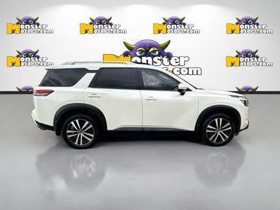 Used 2024 Nissan Pathfinder Platinum