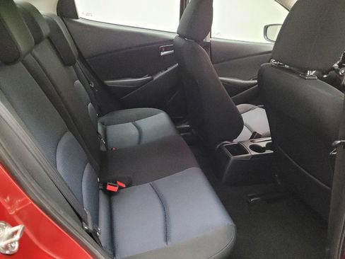 Used 2017 Toyota Yaris iA image 19