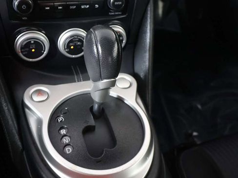 Used 2020 Nissan 370Z Coupe image 35