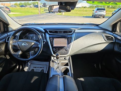 Used 2021 Nissan Murano SV AWD/4WD image 16