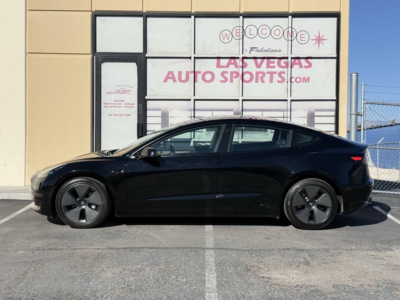 Used 2023 Tesla Model 3 Standard Range RWD image 5