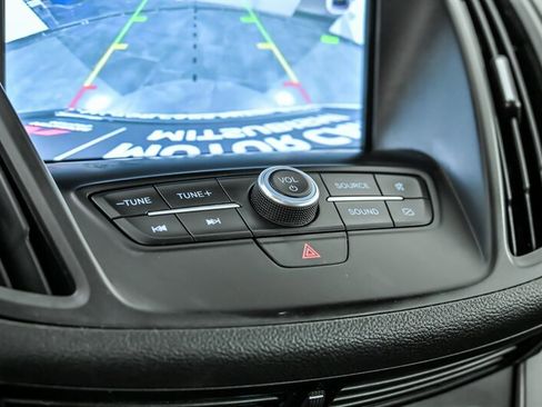 Used 2019 Ford Escape SE image 27