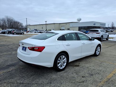 Used 2024 Chevrolet Malibu LT image 2
