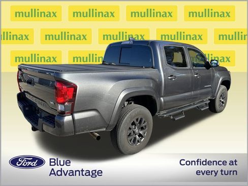 Used 2023 Toyota Tacoma image 2