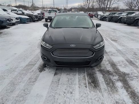 Used 2013 Ford Fusion SE image 8