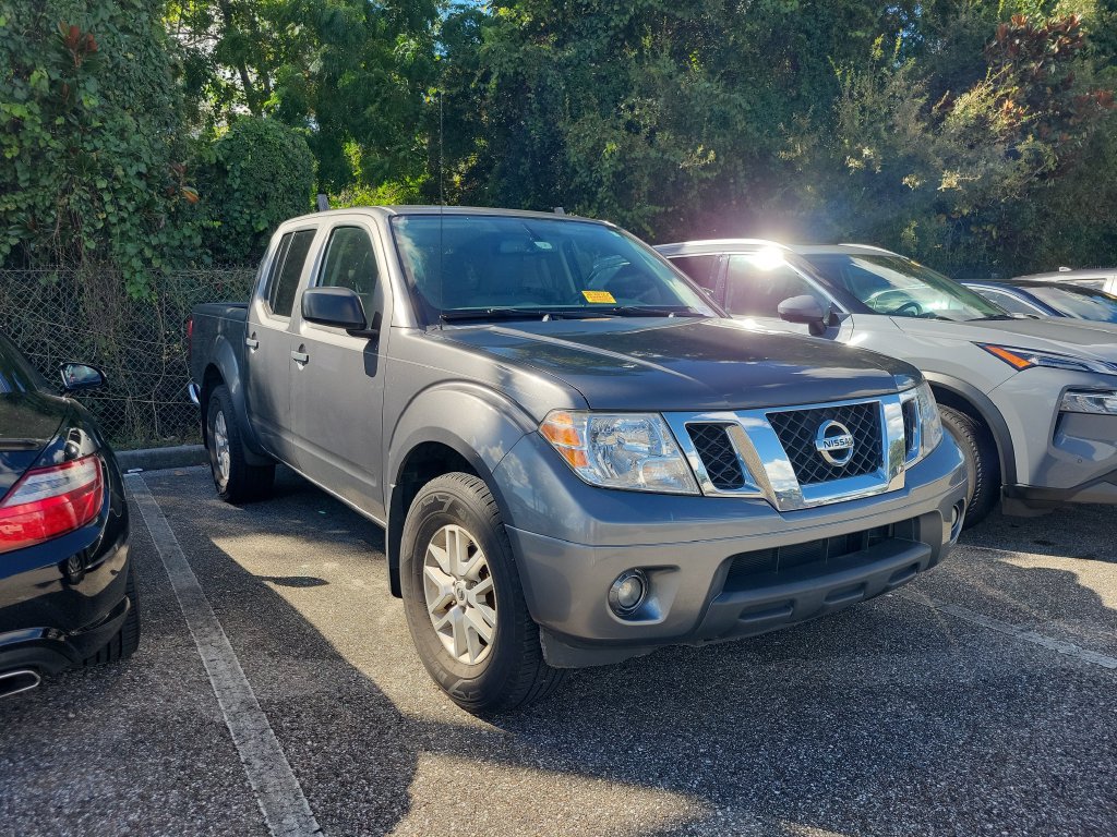 Used 2021 Nissan Frontier SV RWD image 2