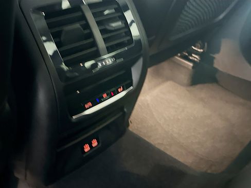 Used 2023 BMW X3 sDrive30i w/ Premium Package image 28