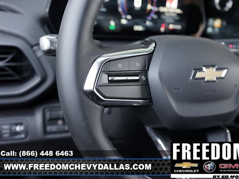 New 2025 Chevrolet Silverado EV LT image 24