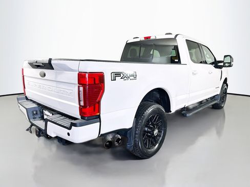 Used 2022 Ford F250 Lariat w/ Black Appearance Package image 7