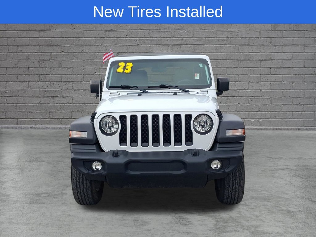 Used 2023 Jeep Wrangler Unlimited Sport AWD/4WD image 2