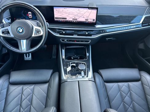 Used 2024 BMW X5 xDrive50e w/ M Sport Package AWD/4WD image 12