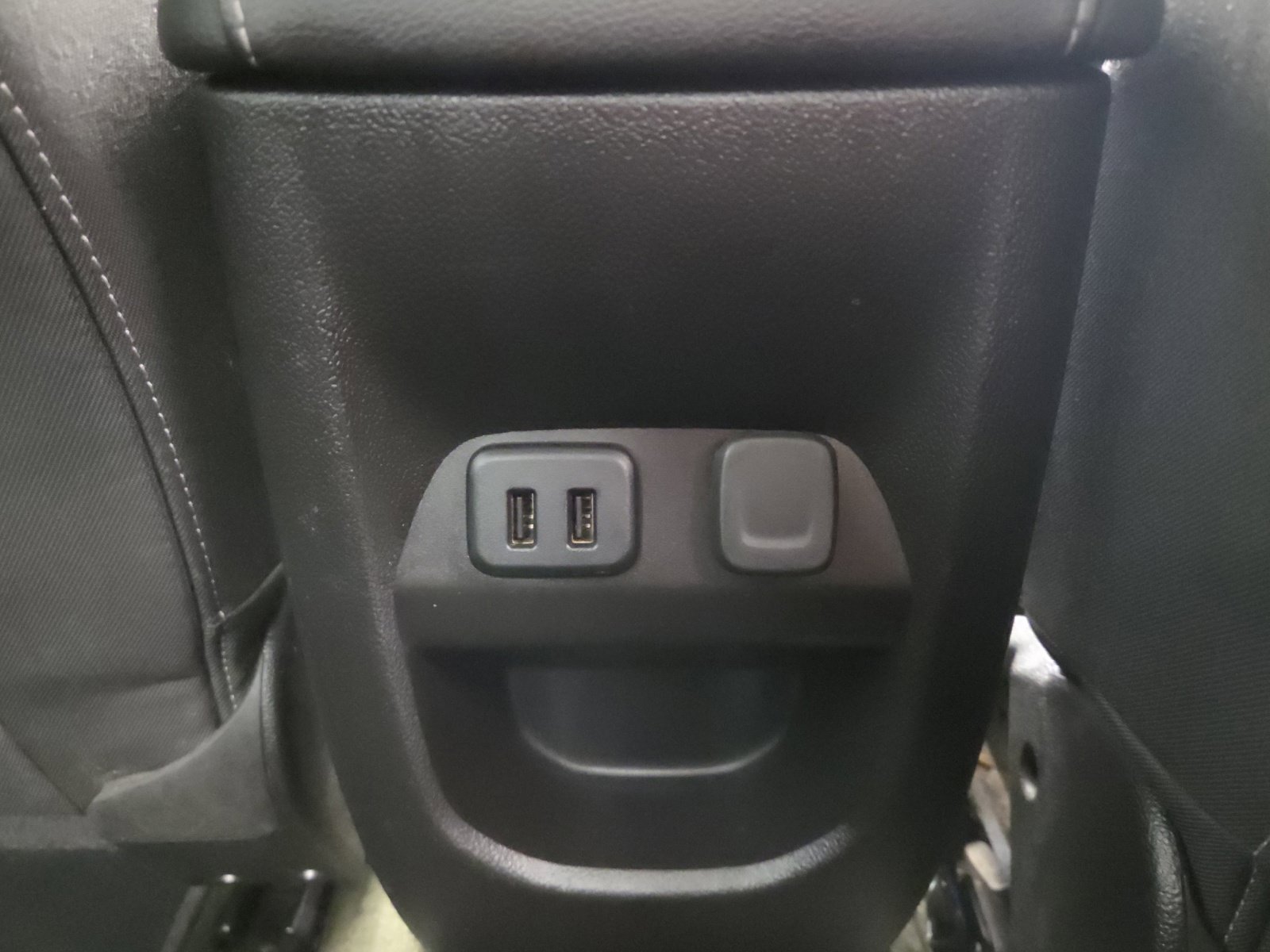 Used 2018 GMC Canyon SLE w/ SLE Convenience Package AWD/4WD image 35
