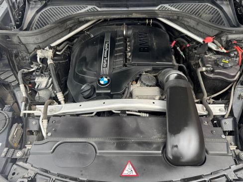Used 2015 BMW X5 xDrive35i AWD/4WD image 39