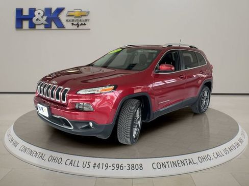 Used 2016 Jeep Cherokee Limited w/ Trailer Tow Group AWD/4WD image 3