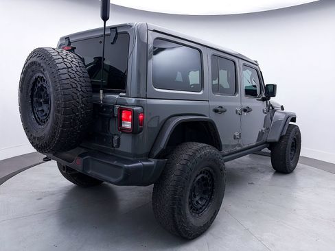 Used 2020 Jeep Wrangler Unlimited Sahara AWD/4WD image 11