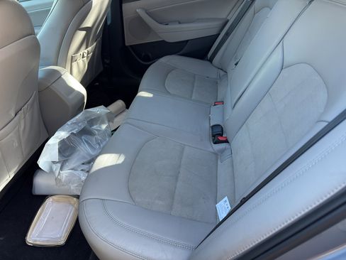 Used 2017 Hyundai Sonata Sport w/ Value Edition Package 02 image 4