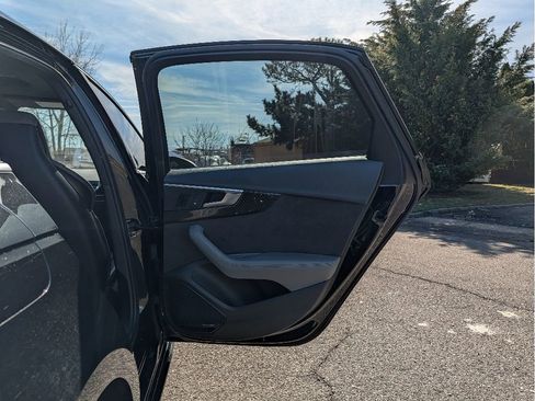 Used 2018 Audi S4 Prestige w/ Prestige Package image 12