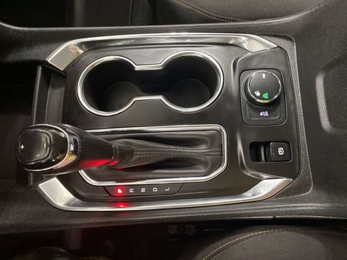 Used 2018 Chevrolet Traverse LT FWD image 42