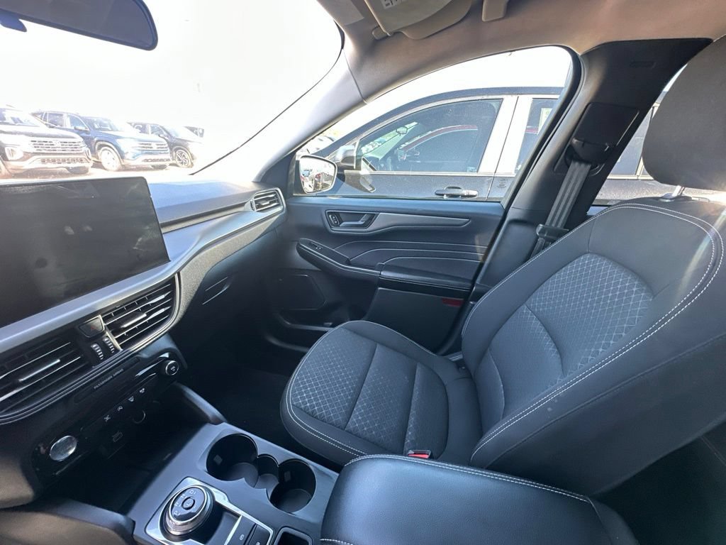 Used 2024 Ford Escape Active w/ Tech Pack #1 FWD image 23