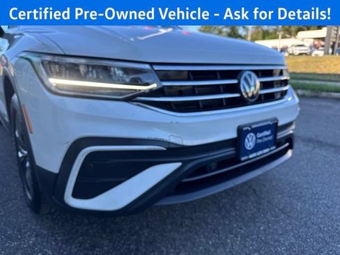 Certified 2023 Volkswagen Tiguan SE w/ Panoramic Sunroof Package AWD/4WD image 27