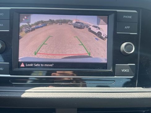 Used 2023 Volkswagen Jetta S image 13