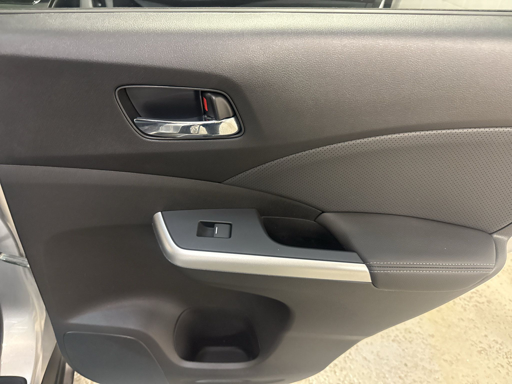 Used 2015 Honda CR-V EX-L image 30