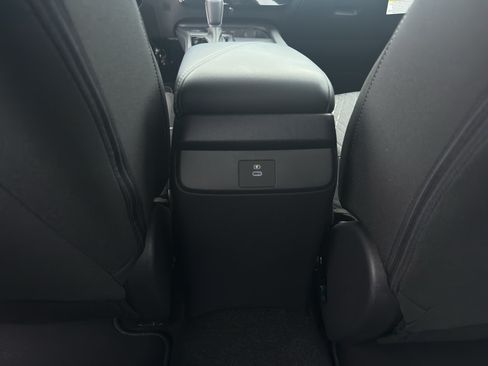New 2027 Nissan Sentra SV FWD image 30