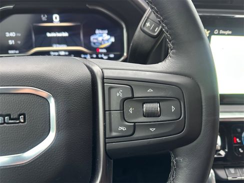 Used 2025 GMC Sierra 2500 Denali Ultimate image 32